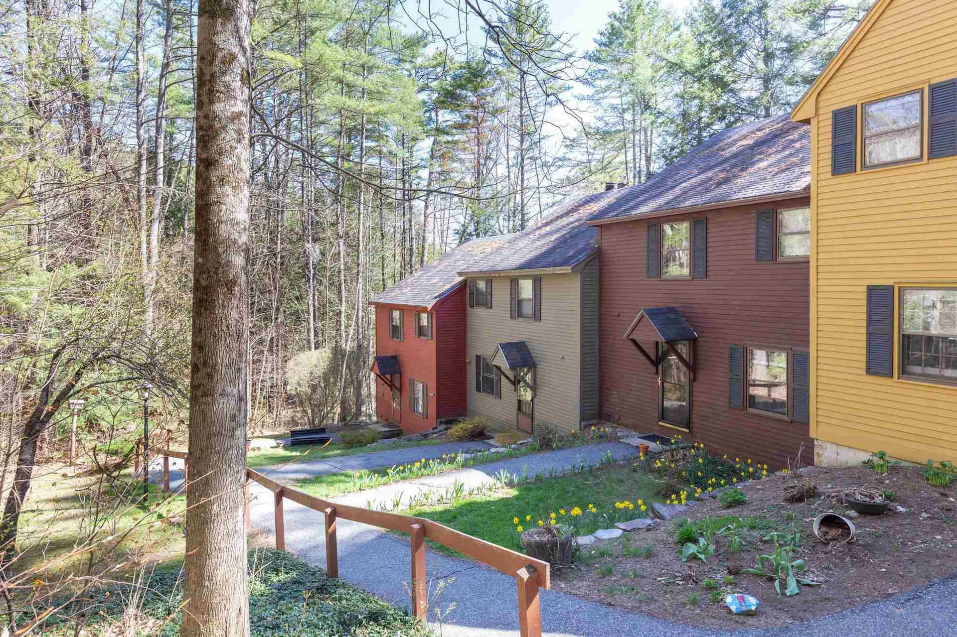 976 Hard Road Hartford VT 05059