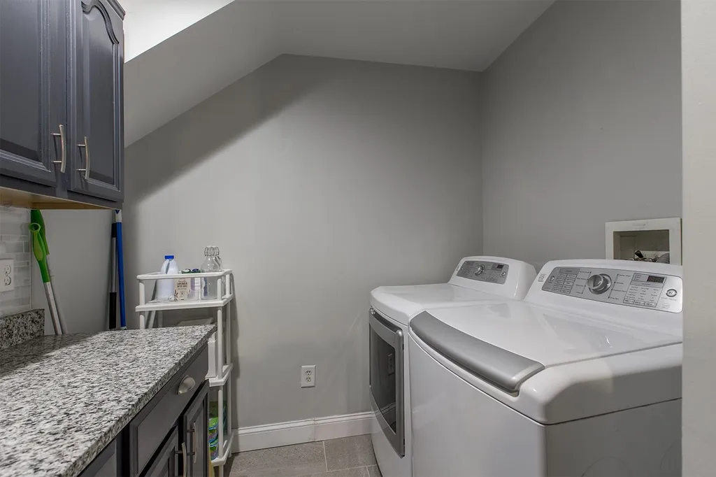 38 Sherburne Road Portsmouth NH 03801
