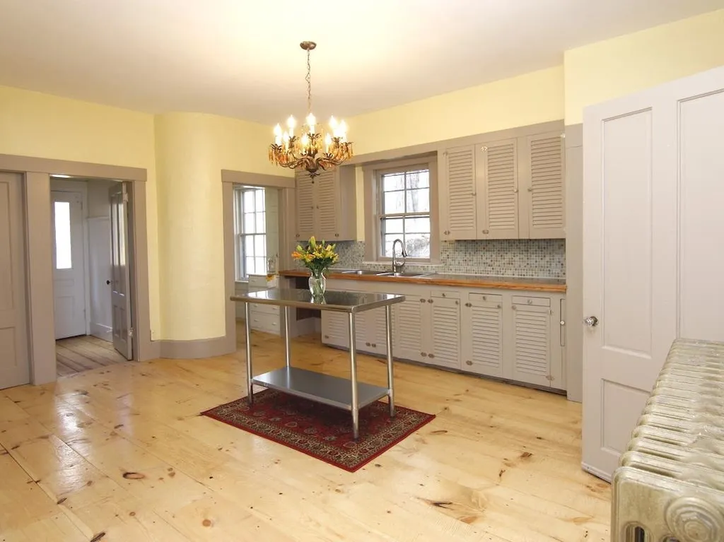 3 Pierce Hill Road Bennington NH 03442
