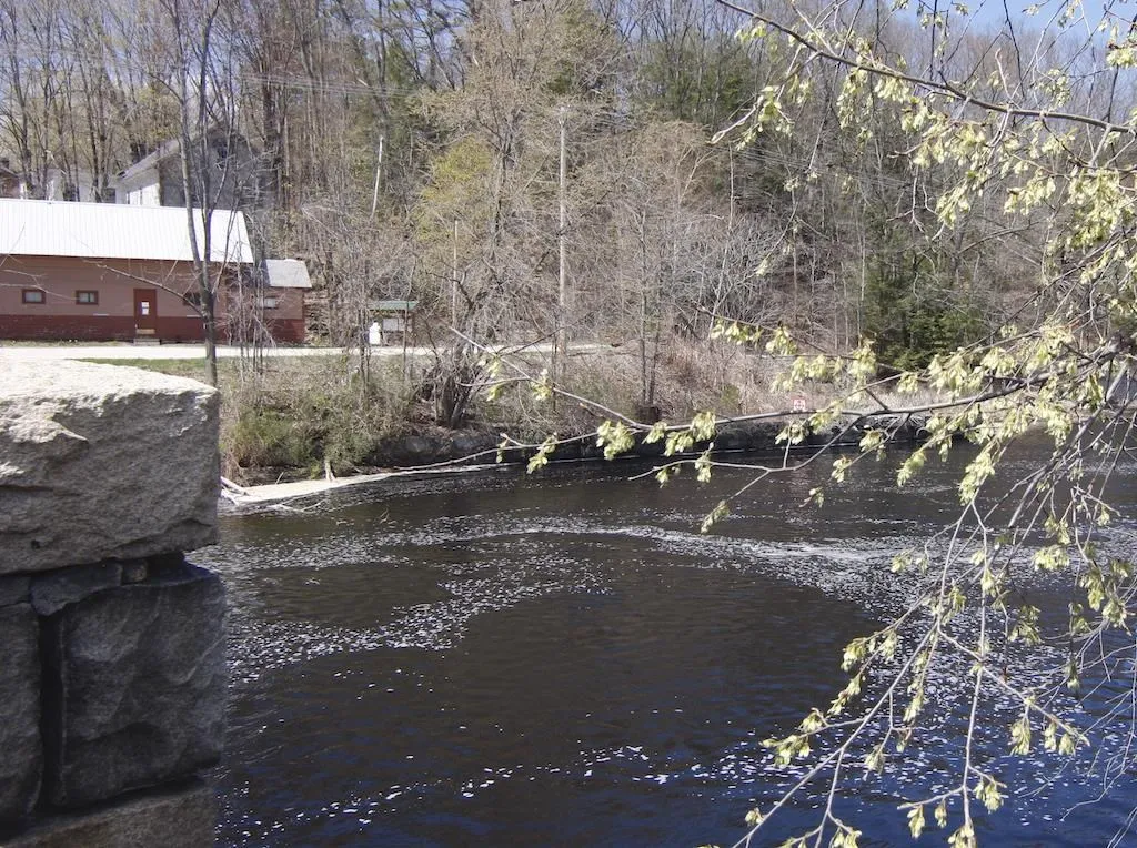 3 Pierce Hill Road Bennington NH 03442