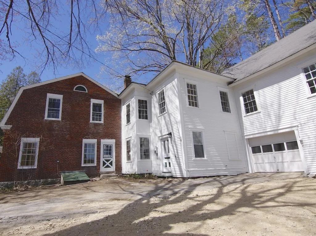 3 Pierce Hill Road Bennington NH 03442