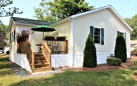 29 Centerwood Drive Concord NH 03301