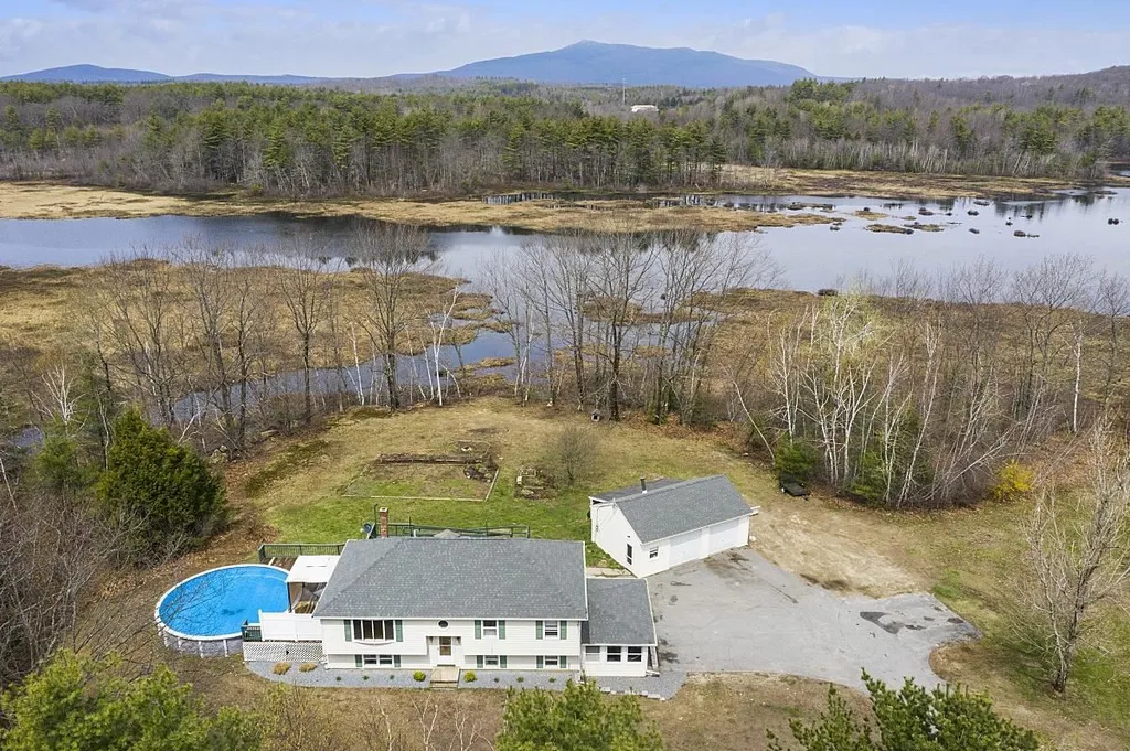 53 Fox Run Lane Rindge NH 03461