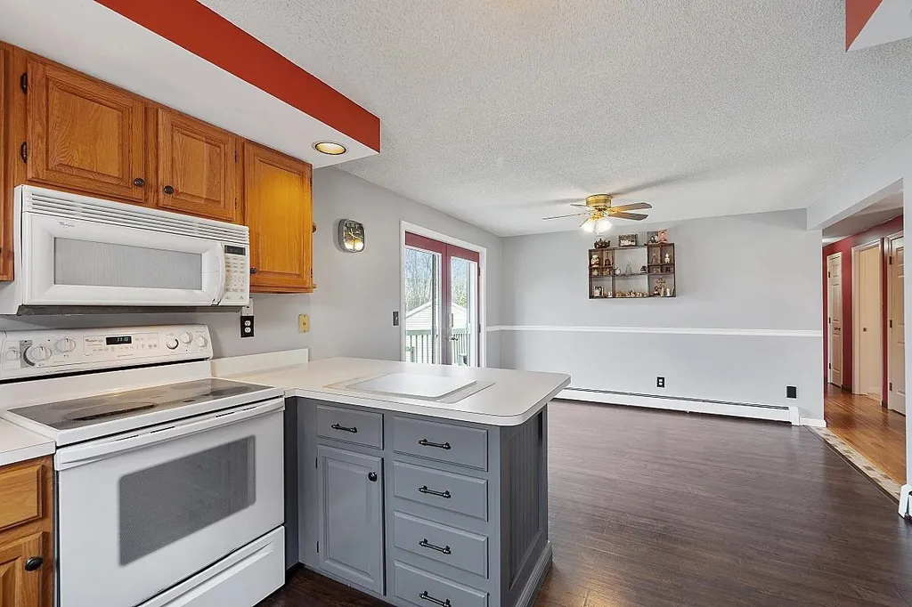 53 Fox Run Lane Rindge NH 03461
