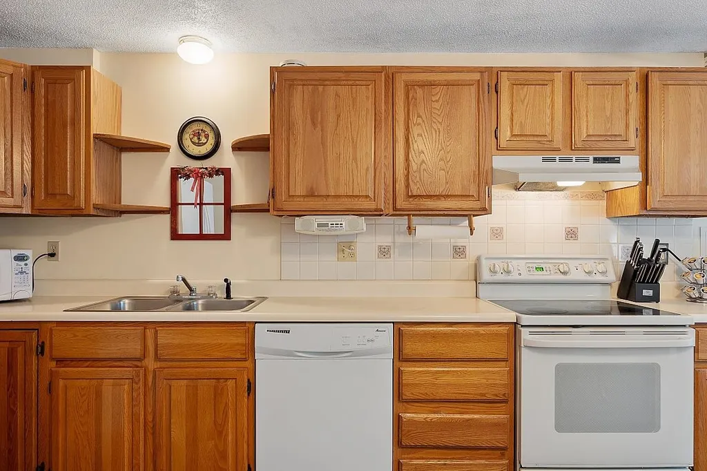 53 Fox Run Lane Rindge NH 03461