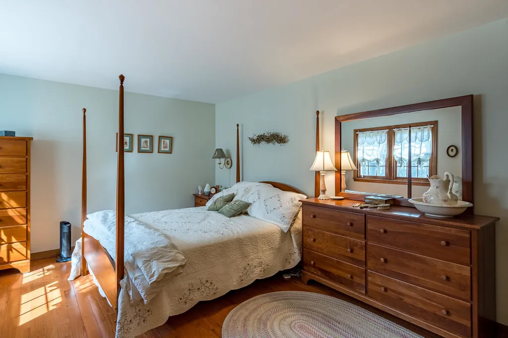 12 Wilson Hill Road Merrimack NH 03054