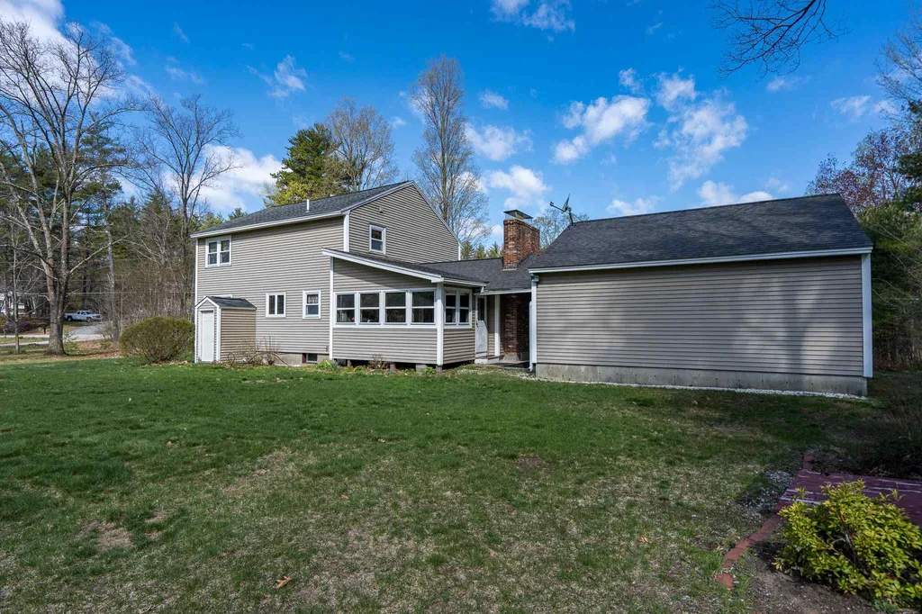 12 Wilson Hill Road Merrimack NH 03054