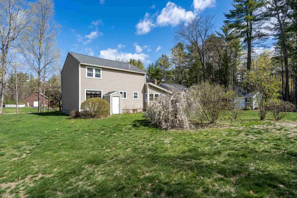 12 Wilson Hill Road Merrimack NH 03054