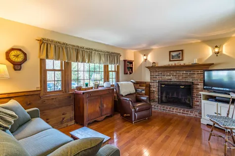 12 Wilson Hill Road Merrimack NH 03054