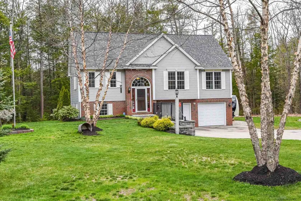 47 Pray Street Rochester NH 03868