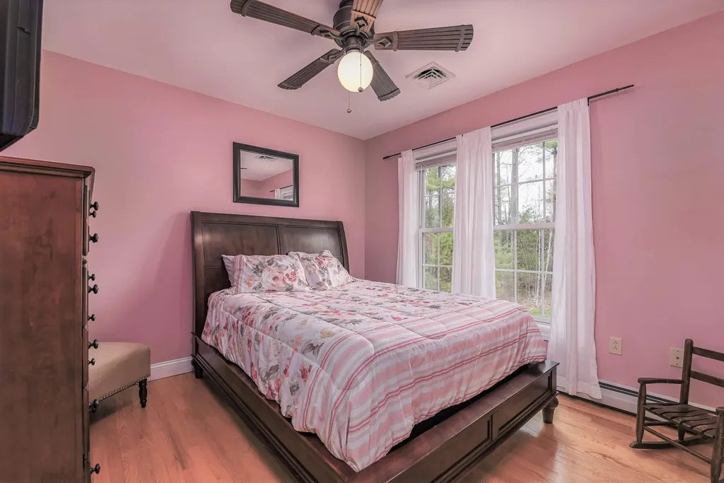 47 Pray Street Rochester NH 03868