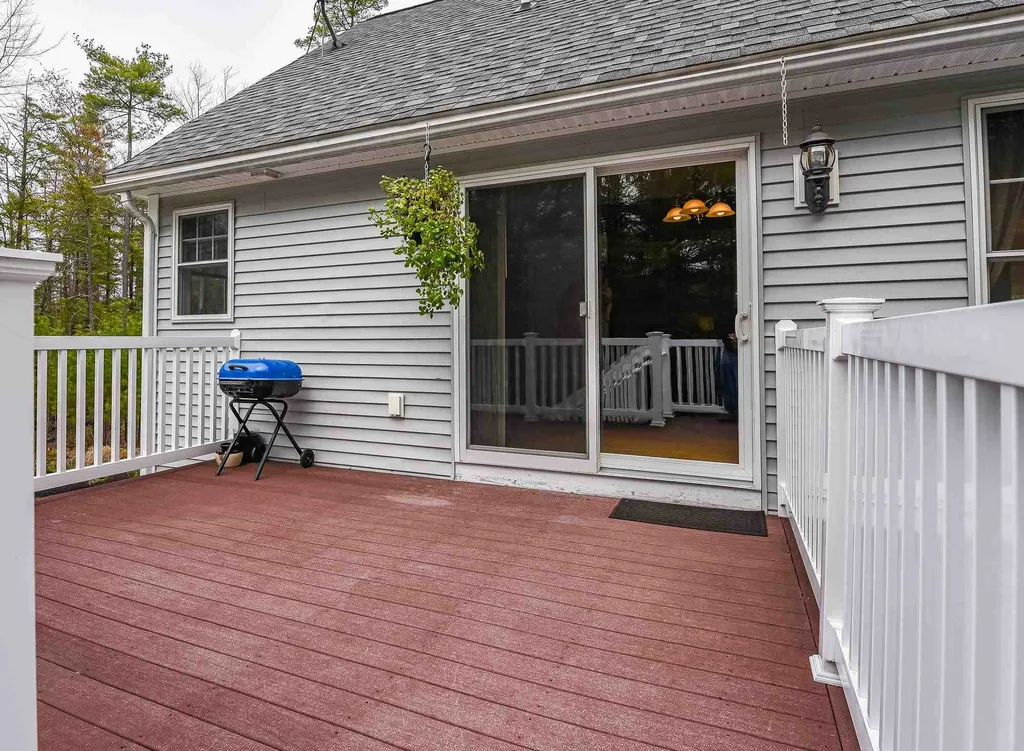 47 Pray Street Rochester NH 03868