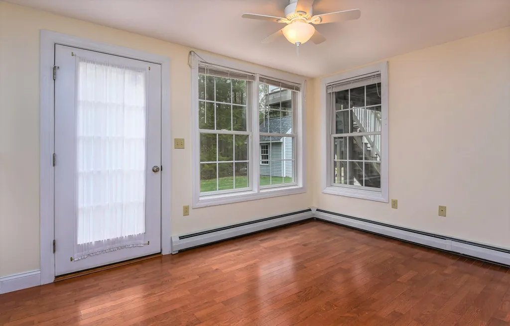 47 Pray Street Rochester NH 03868