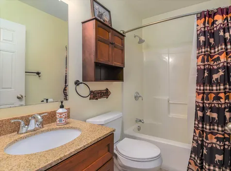47 Pray Street Rochester NH 03868