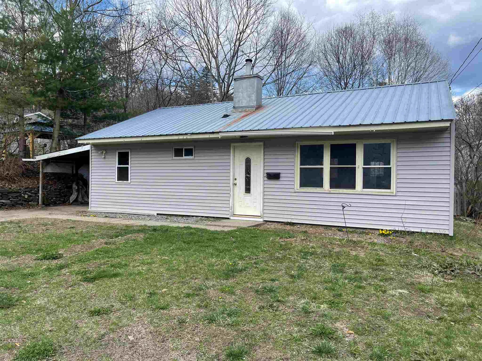 18 Cherry Street Windsor VT 05089