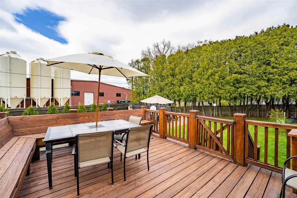 146 Cherry Lane Burlington VT 05401