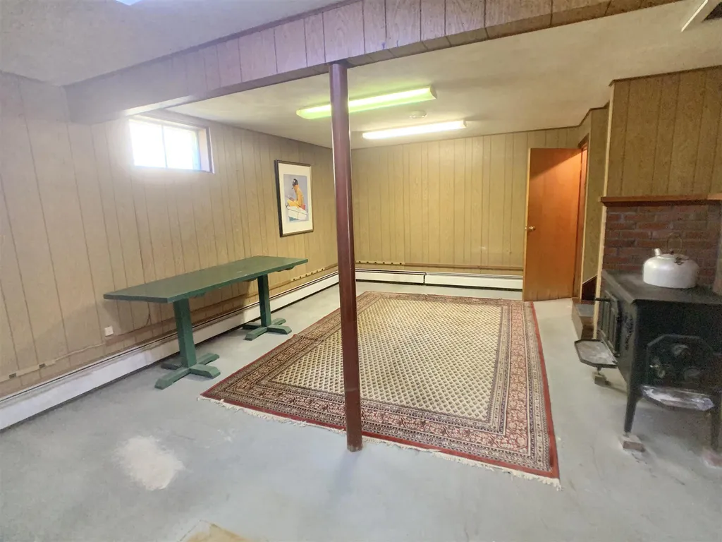 9 Newbury Drive Atkinson NH 03811