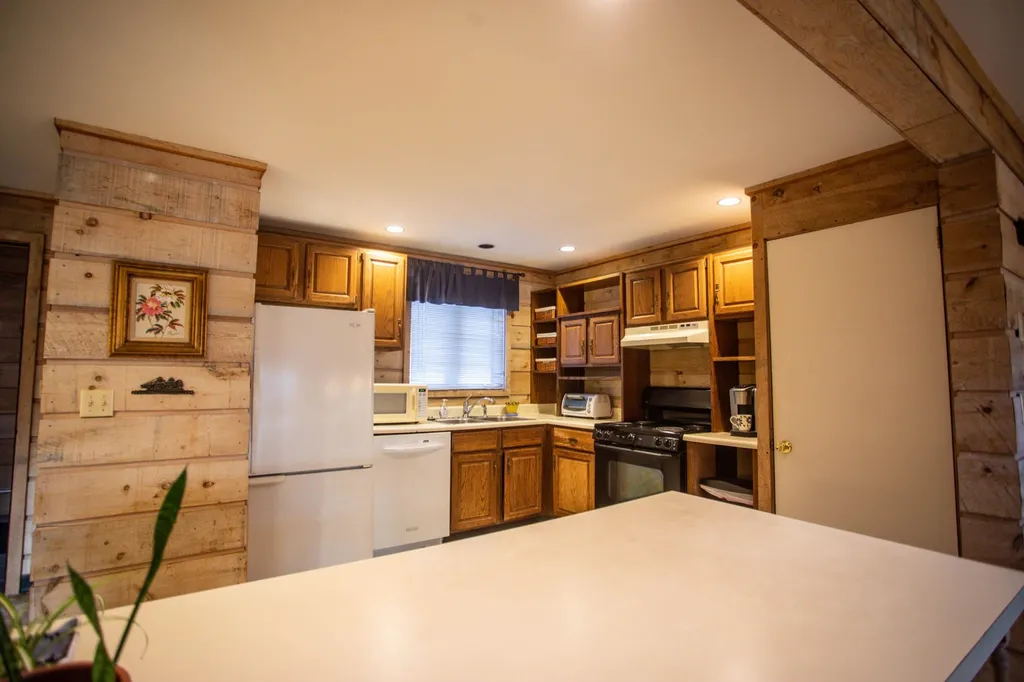 103-11 Vaughn Farm Road Manchester VT 05255