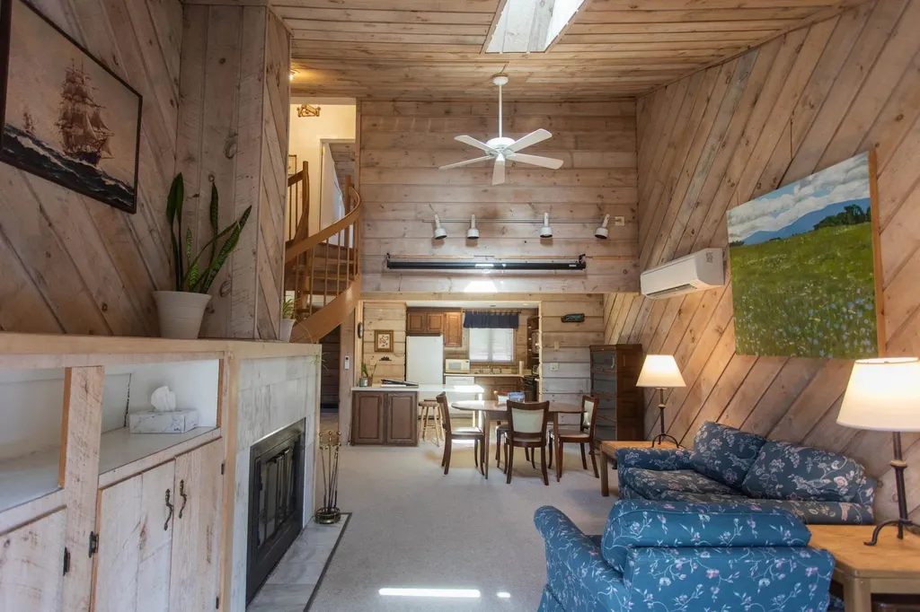 103-11 Vaughn Farm Road Manchester VT 05255