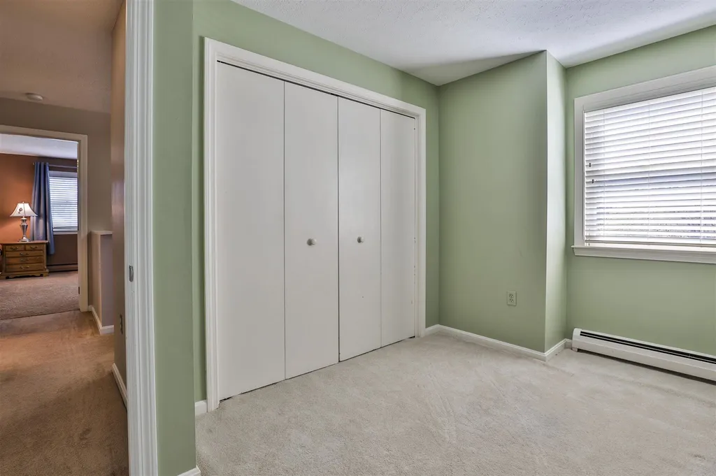 12 Shawmut Avenue Nashua NH 03064
