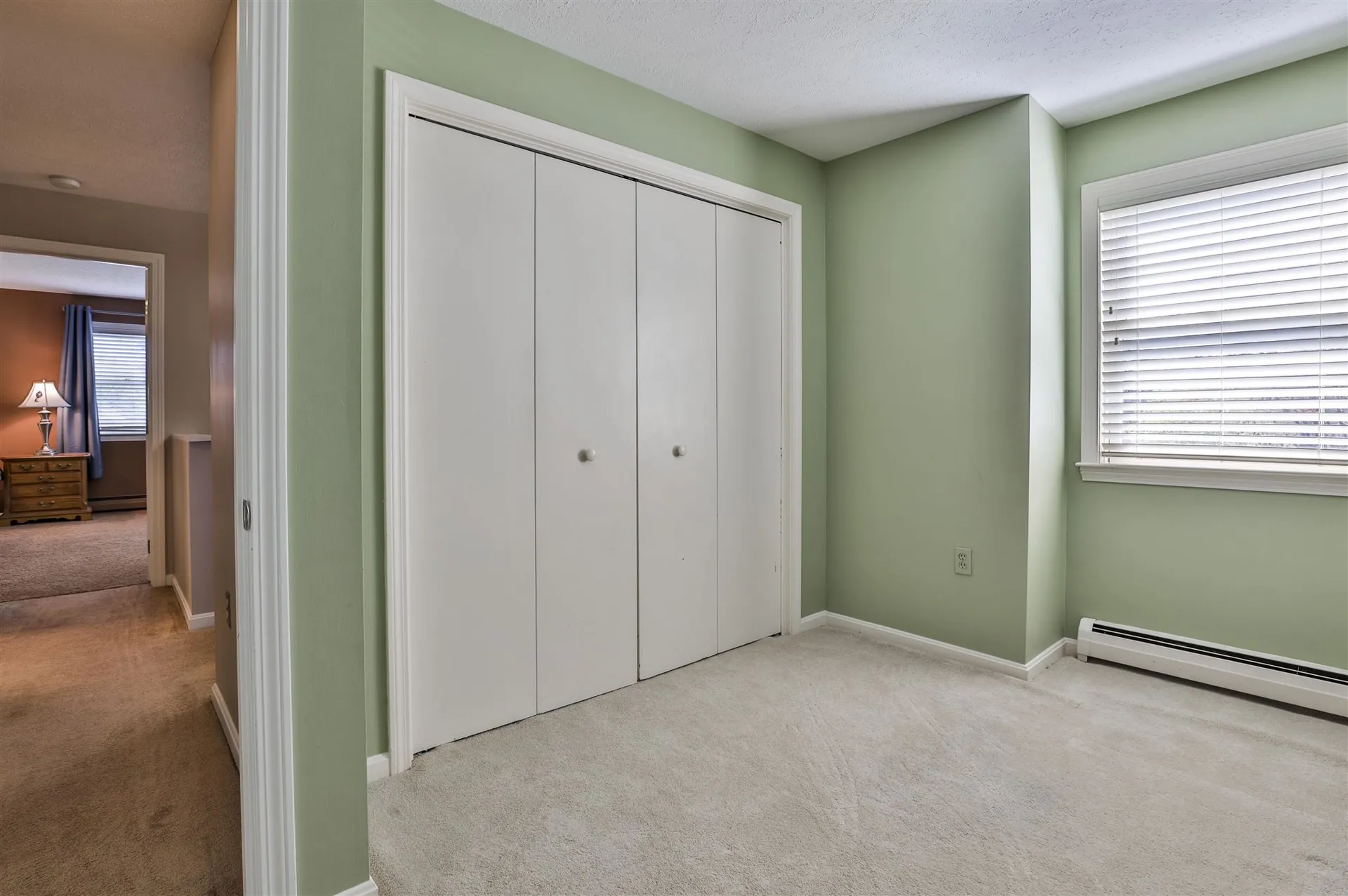 12 Shawmut Avenue Nashua NH 03064