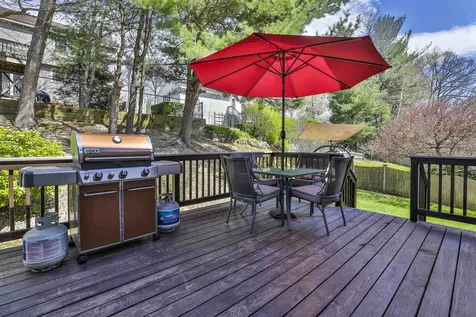 12 Shawmut Avenue Nashua NH 03064