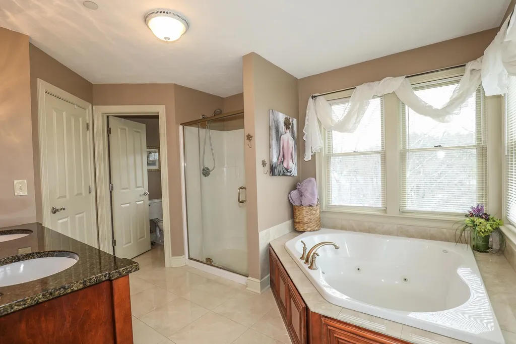 8 Granite Hill Road Windham NH 03087