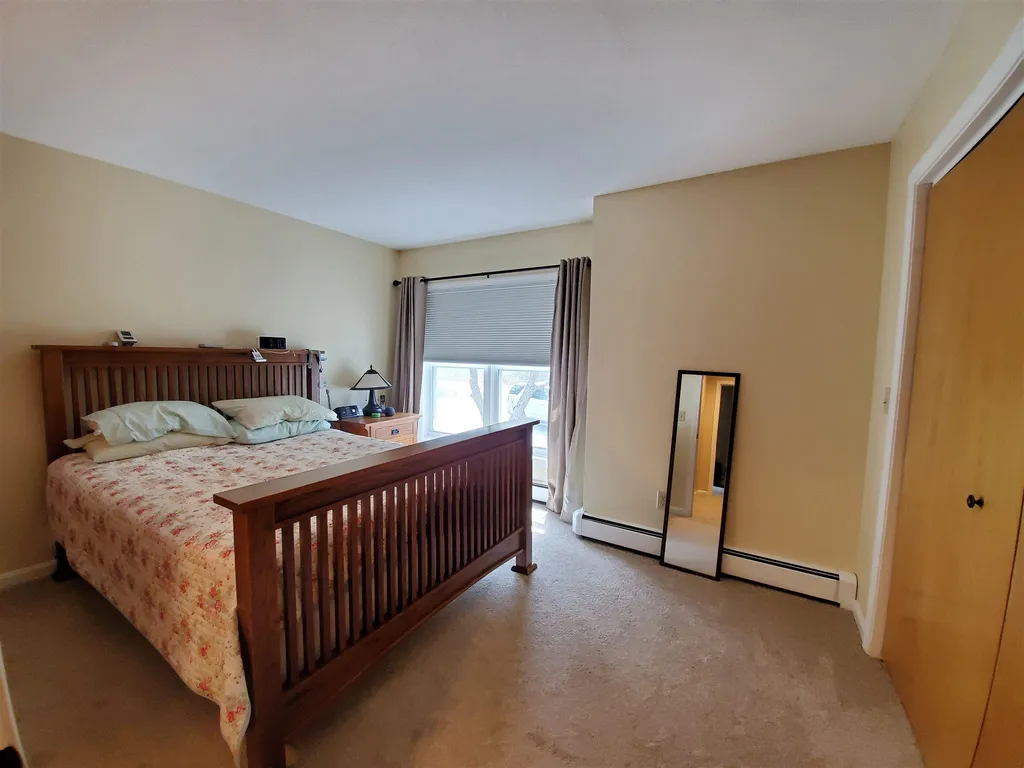 42 Marsten Lane Enfield NH 03748