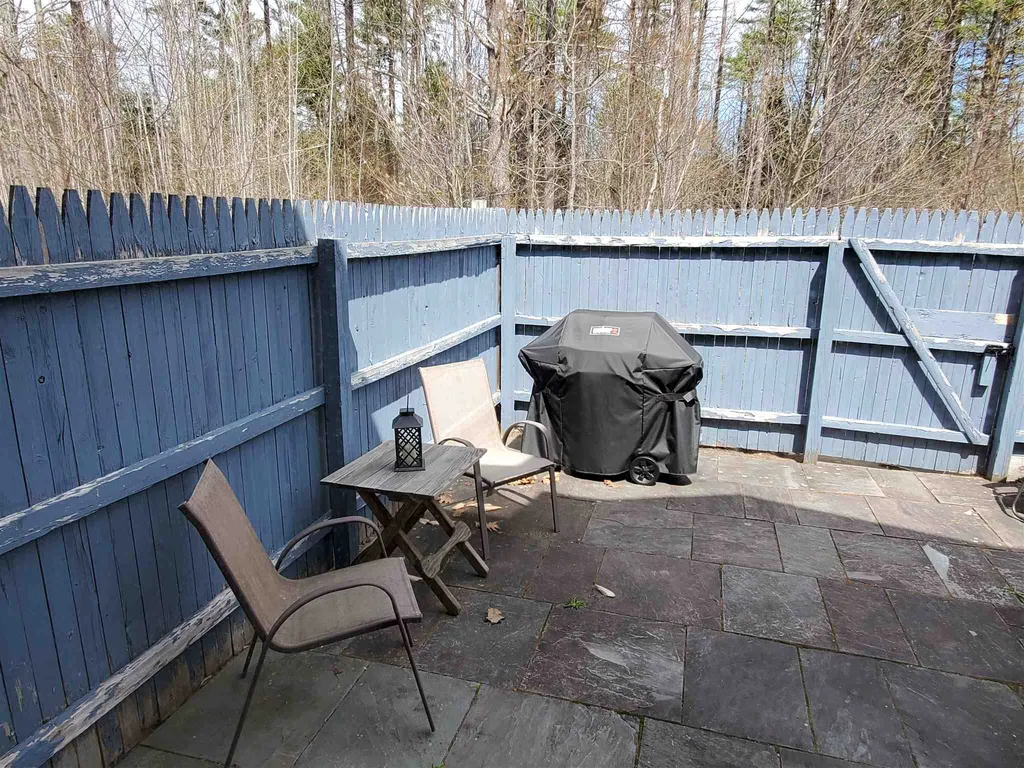 42 Marsten Lane Enfield NH 03748
