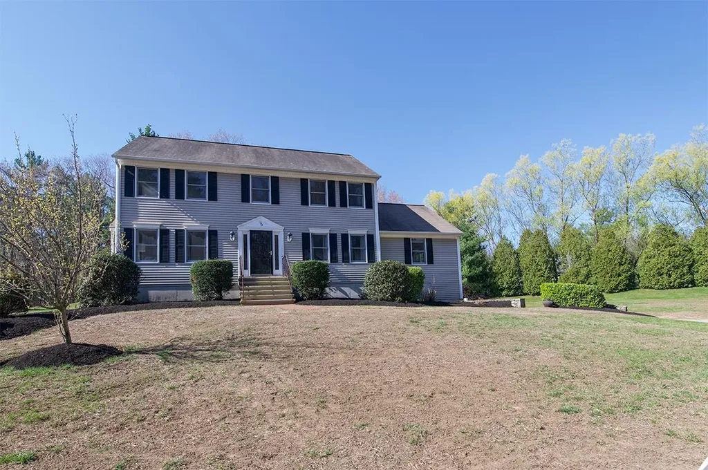 5 Partridge Lane Plaistow NH 03865