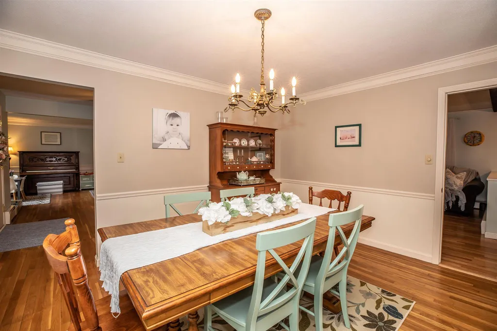 35 Gault Road Bedford NH 03110