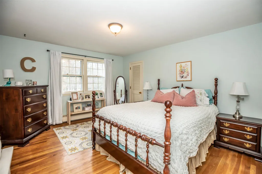 35 Gault Road Bedford NH 03110