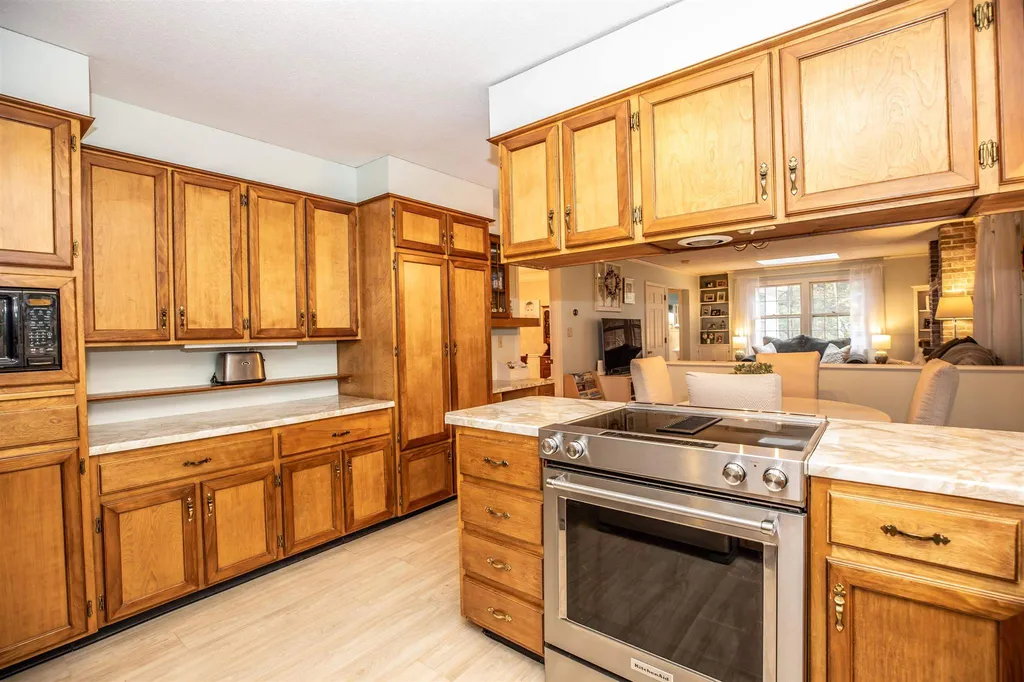 35 Gault Road Bedford NH 03110