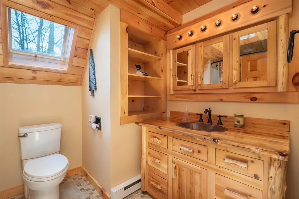 201 Nicola Road Middleton NH 03887