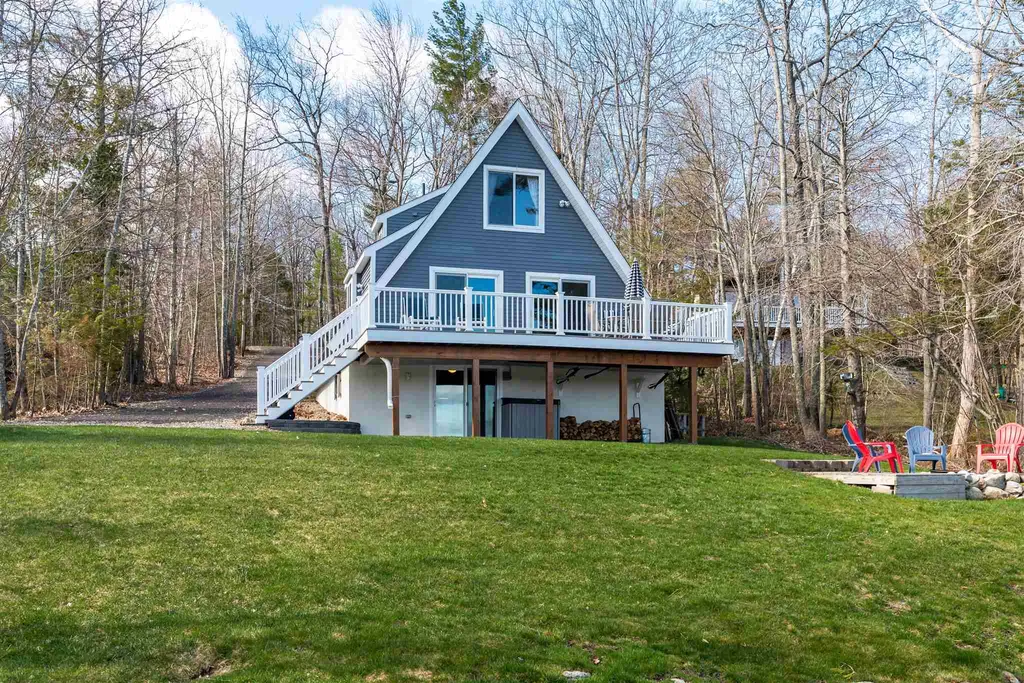 201 Nicola Road Middleton NH 03887