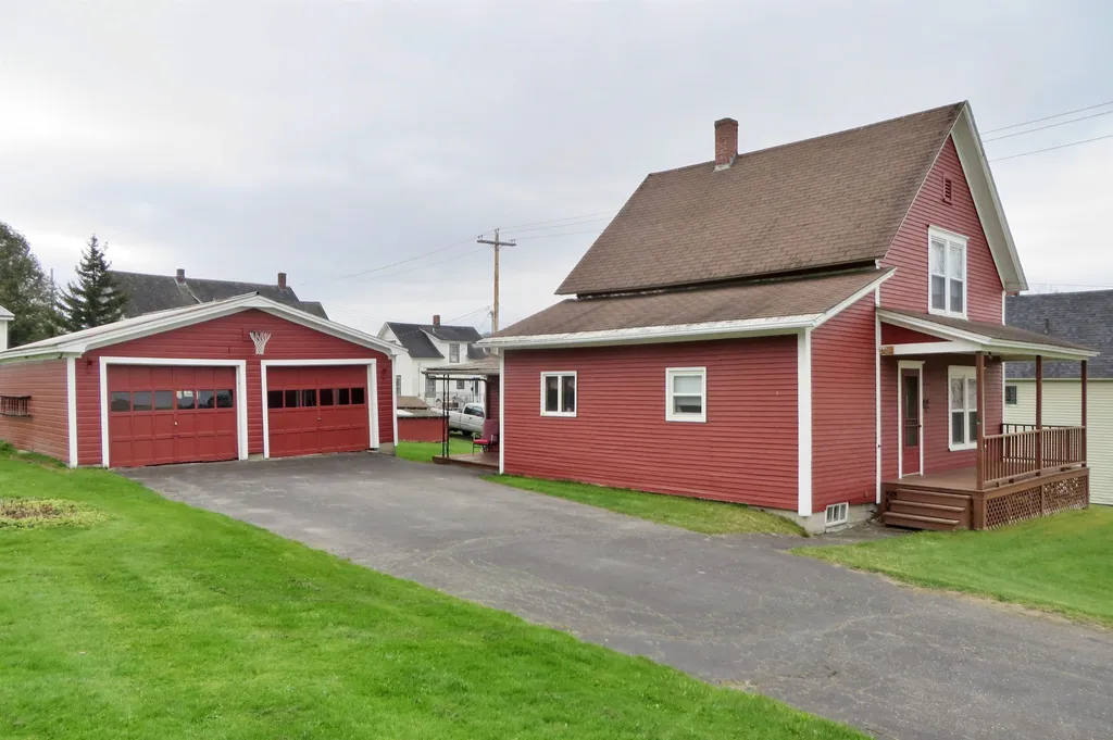 46 Railroad Avenue Orleans VT 05860