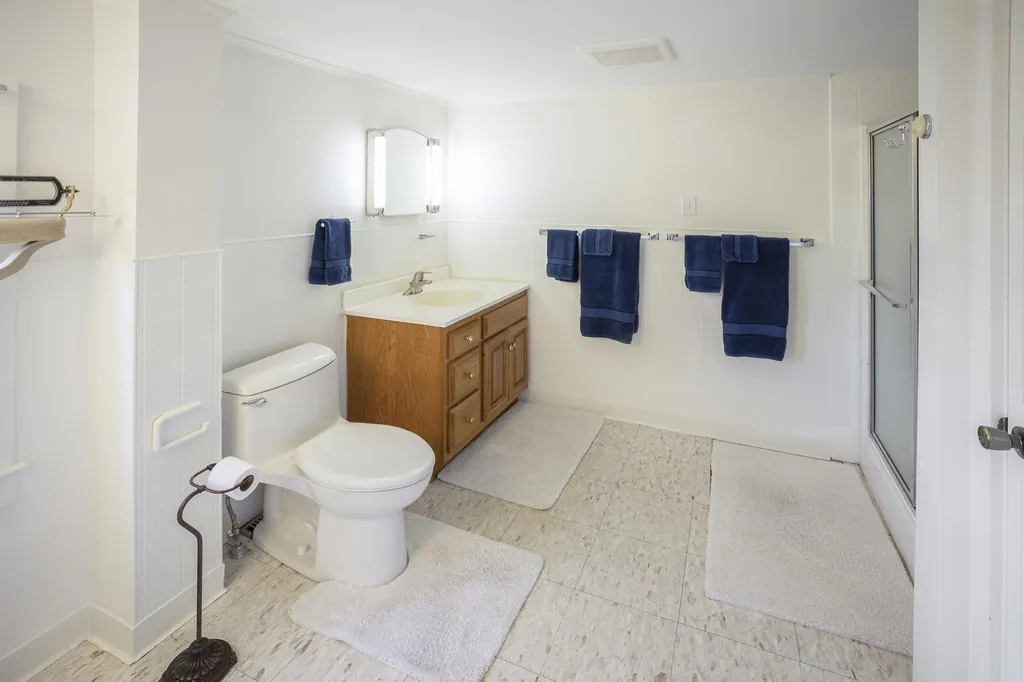 57 Highland Road New Boston NH 03070