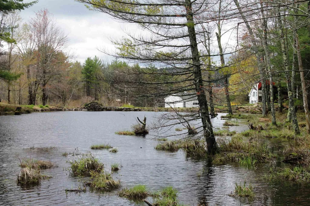 57 Highland Road New Boston NH 03070
