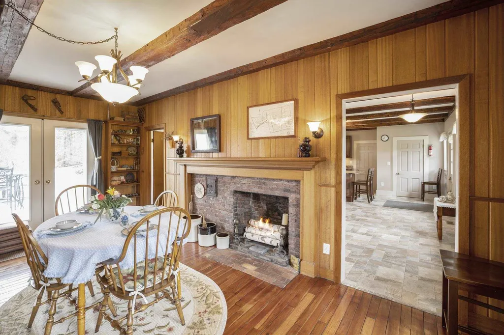 57 Highland Road New Boston NH 03070