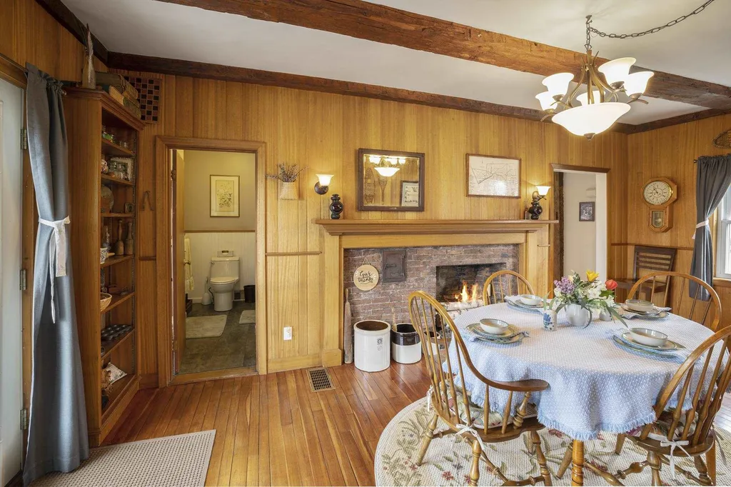 57 Highland Road New Boston NH 03070