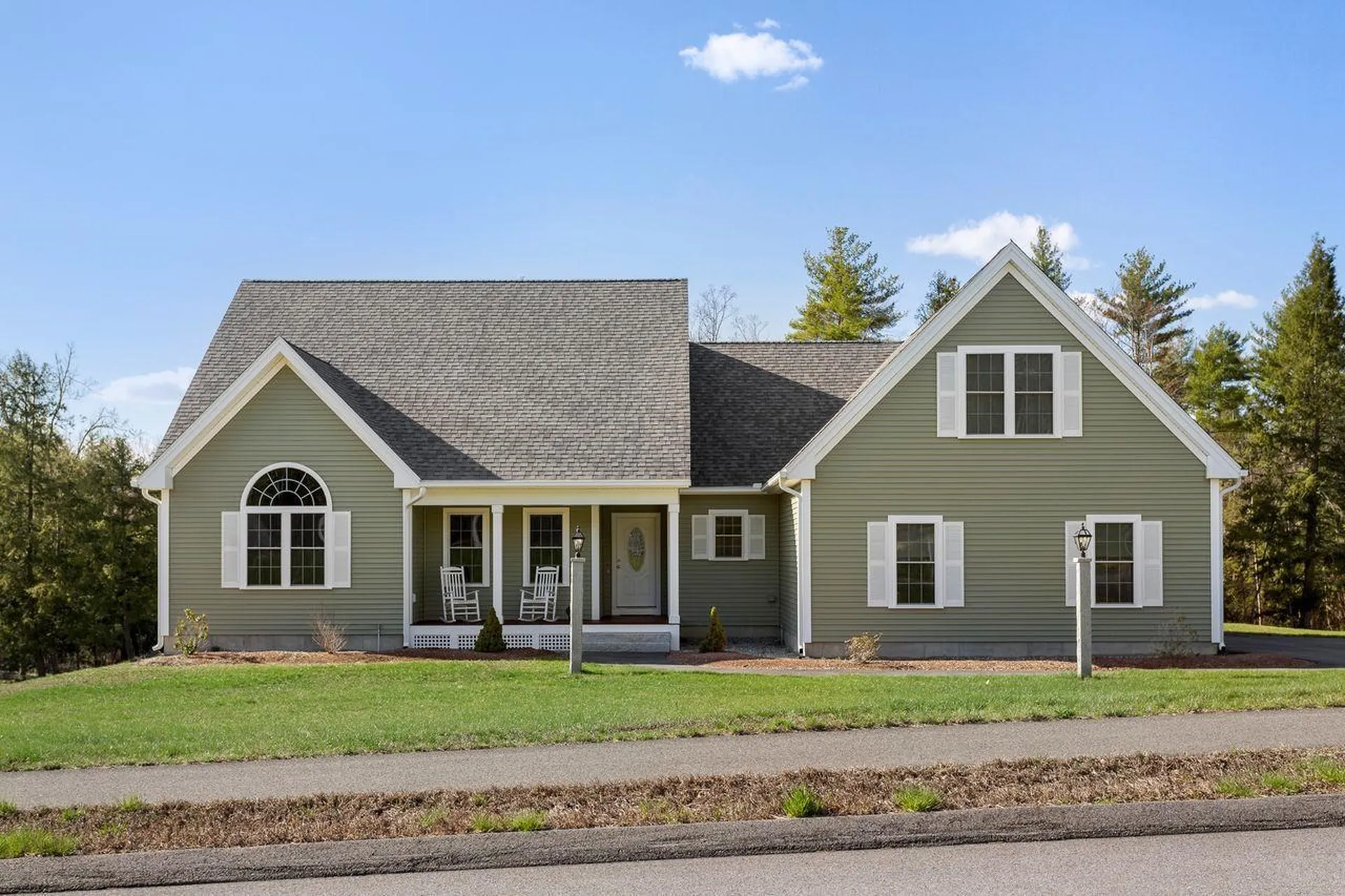 11 Windy Hollow Circle Merrimack NH 03054