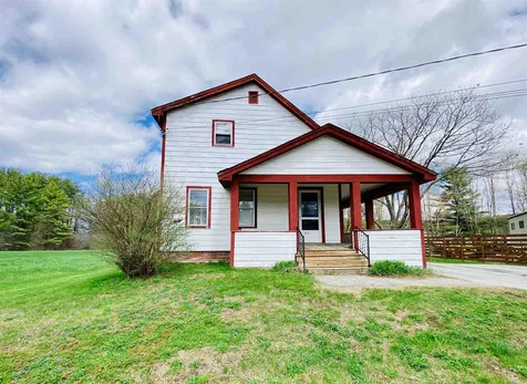 129 Oak Street Newport NH 03773