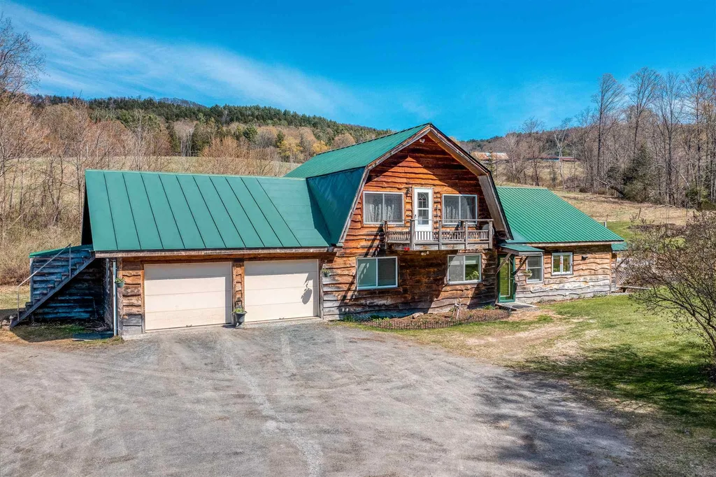 21 Pheasant Lane Royalton VT 05068