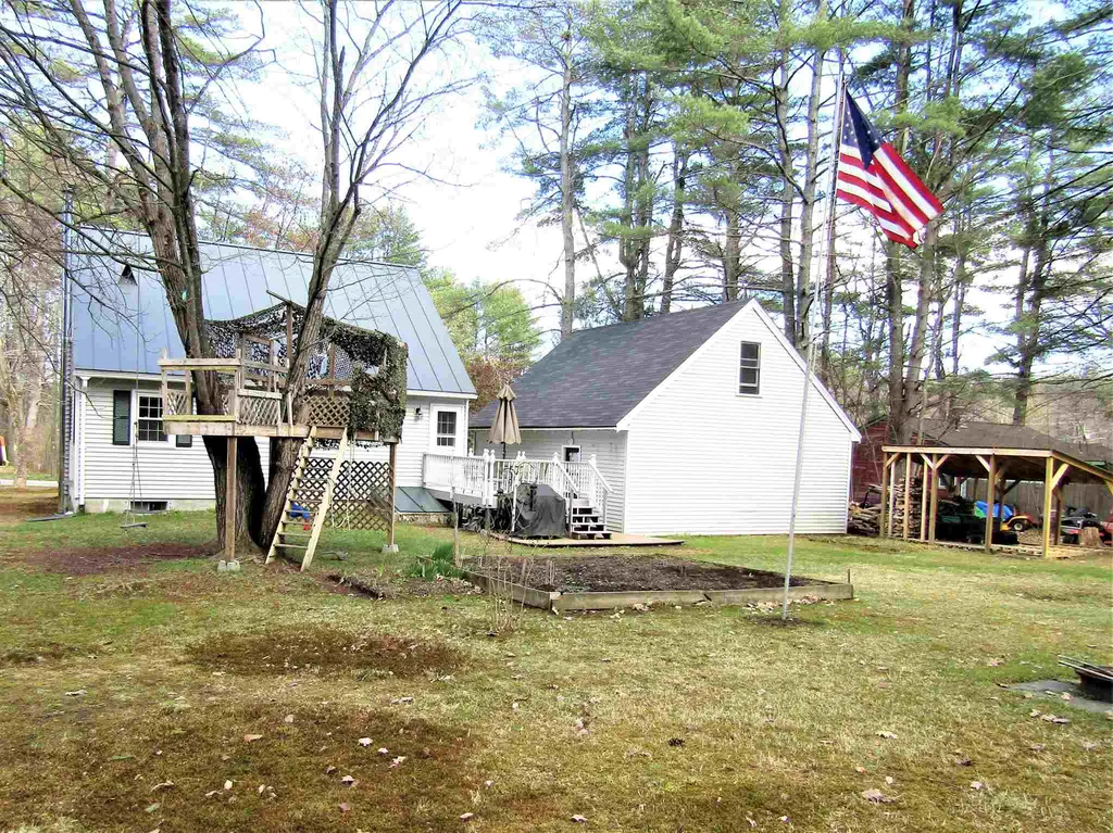 52 Mark Road Franklin NH 03235