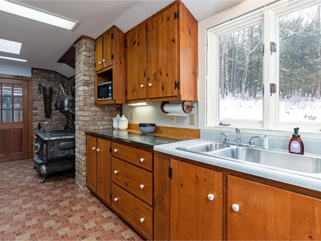 1052 Ireland Road Starksboro VT 05487