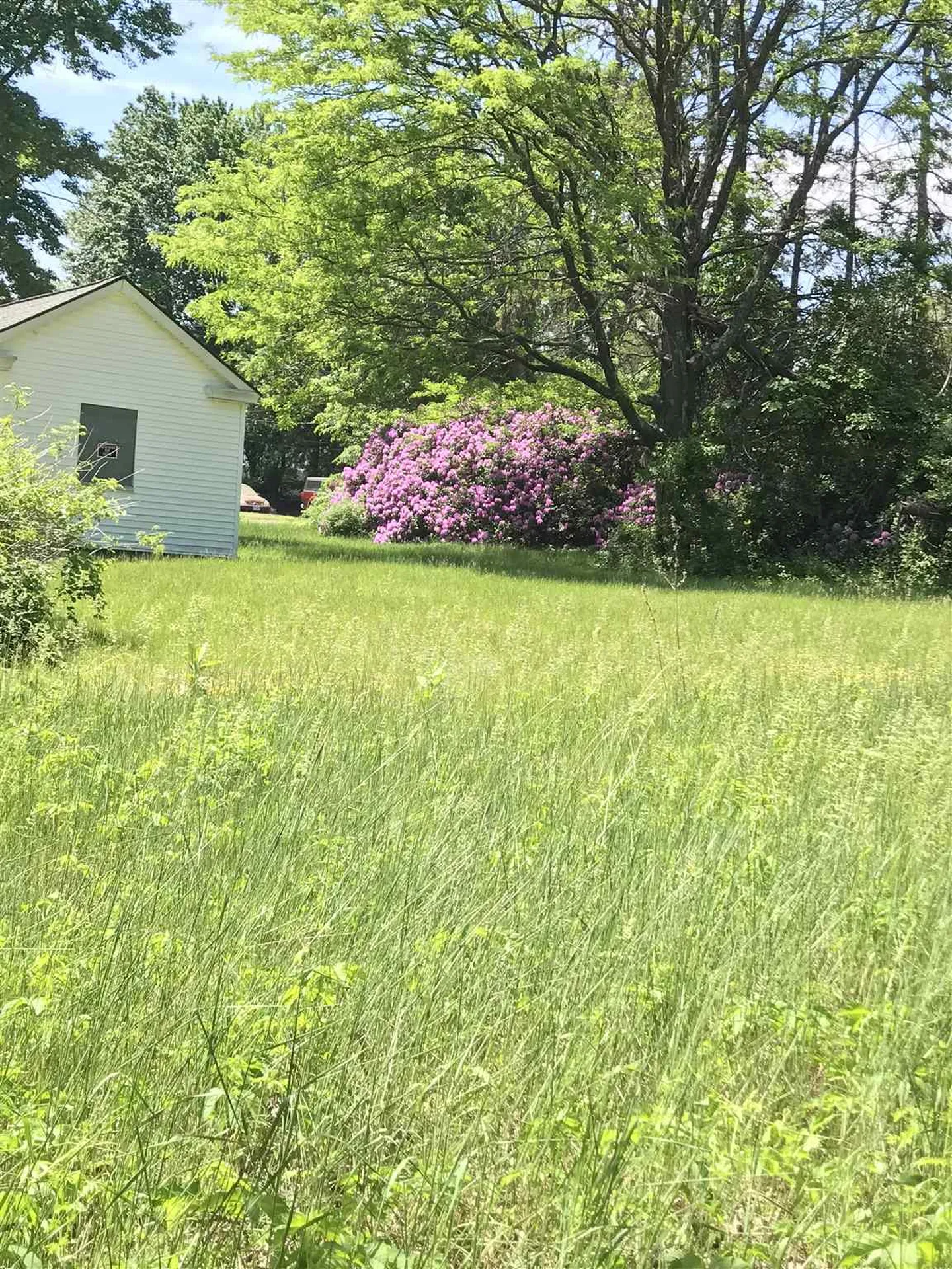 14 Eastman Avenue Bedford NH 03110