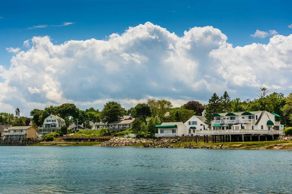 66 Beach Street Ogunquit ME 03907