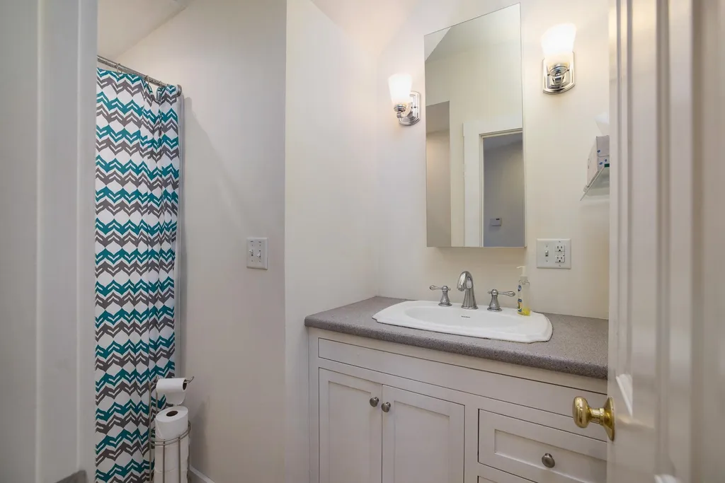 401 Islington Street Portsmouth NH 03801