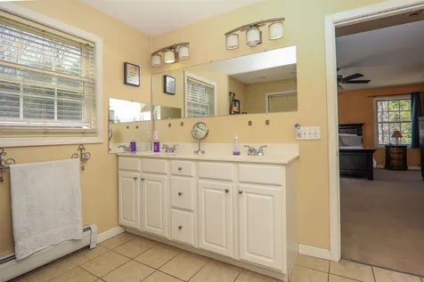 50 Tanglewood Drive Essex VT 05452
