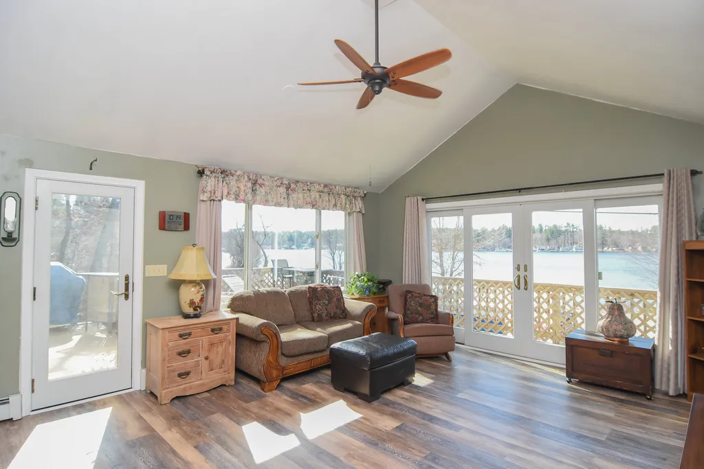 26 North Shore Road Derry NH 03038